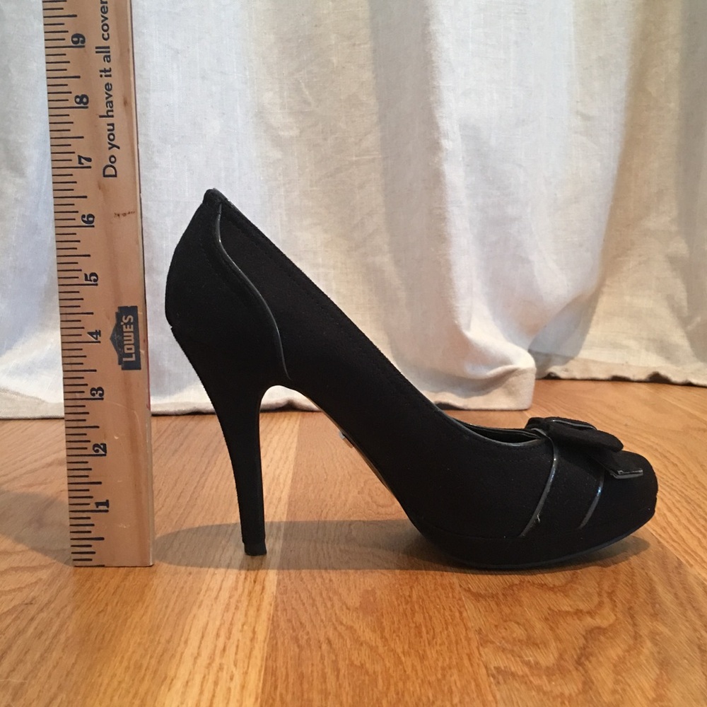 LIMELIGHT Black Suede Heels - Picture 4 of 7